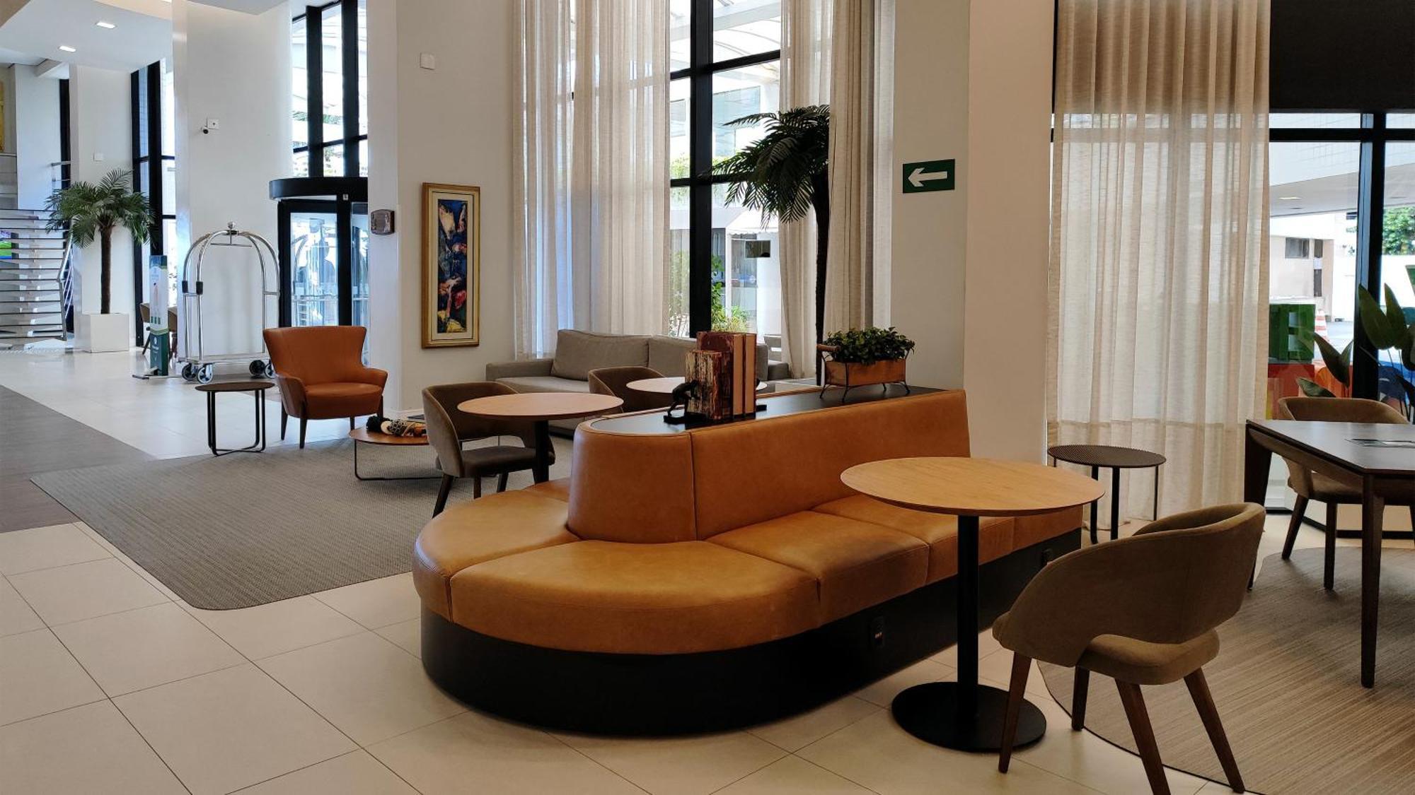 By Ihg Hotel 4*